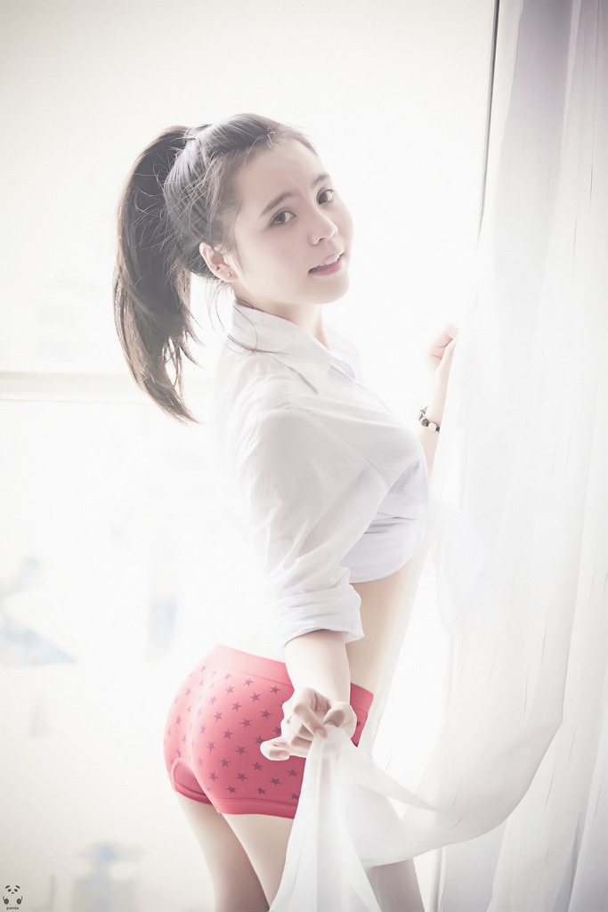 脱女学生小内内摸出水动态图